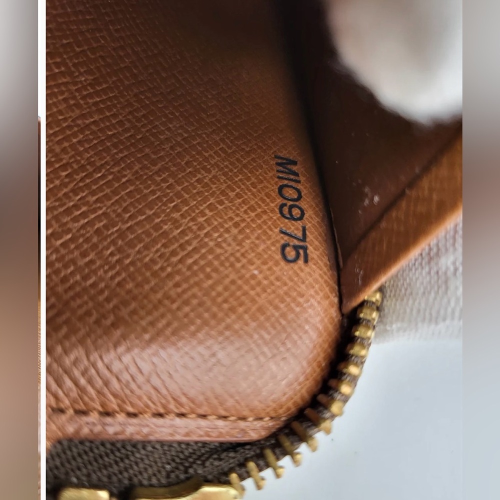 Louis Vuitton Brown Monogram Wallet - Picture 6 of 16